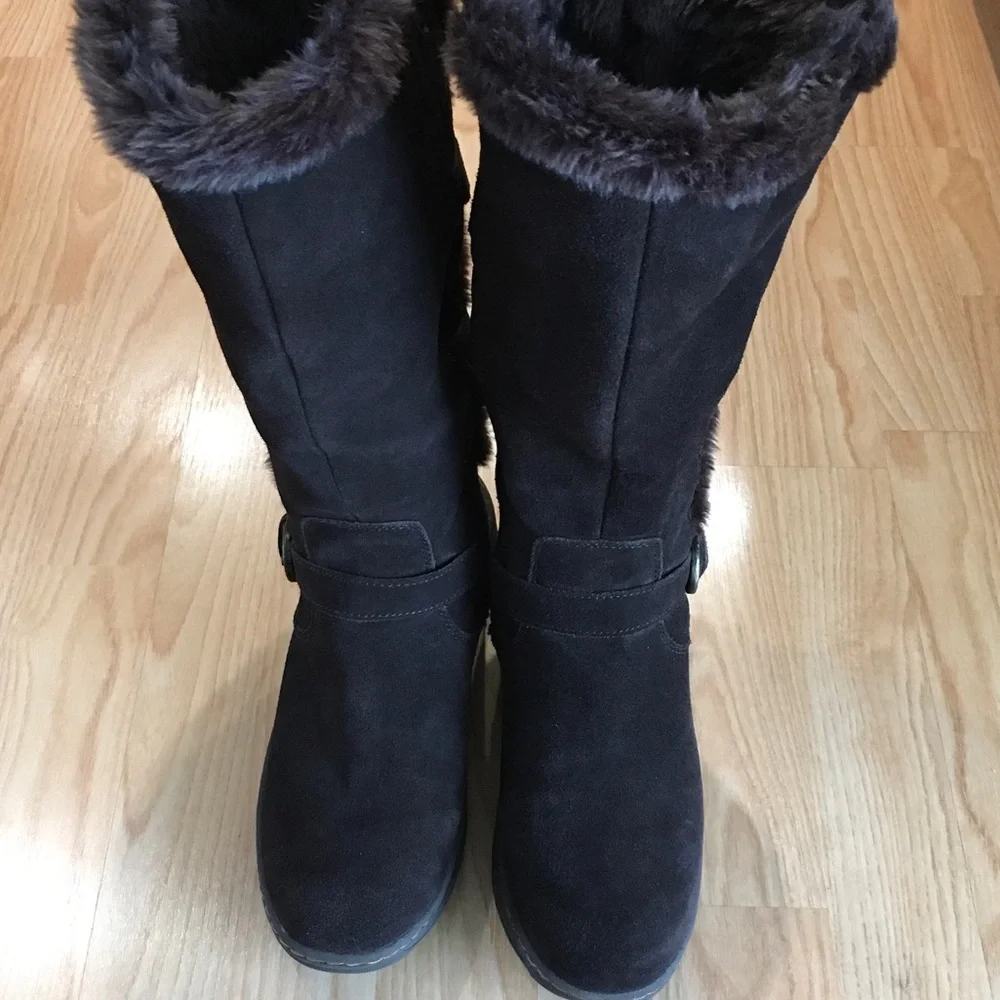 Women's Brown Fur-Lined Boots - Picture 7 of 9